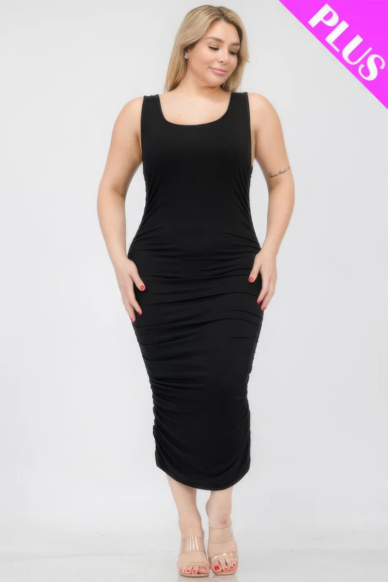 Plus Size Square Neck Ruched Bodycon Midi Dress – SavageVault